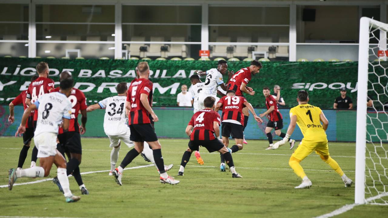 Gaziantep FK, kulüp tarihinde bir ilki yaşadı!