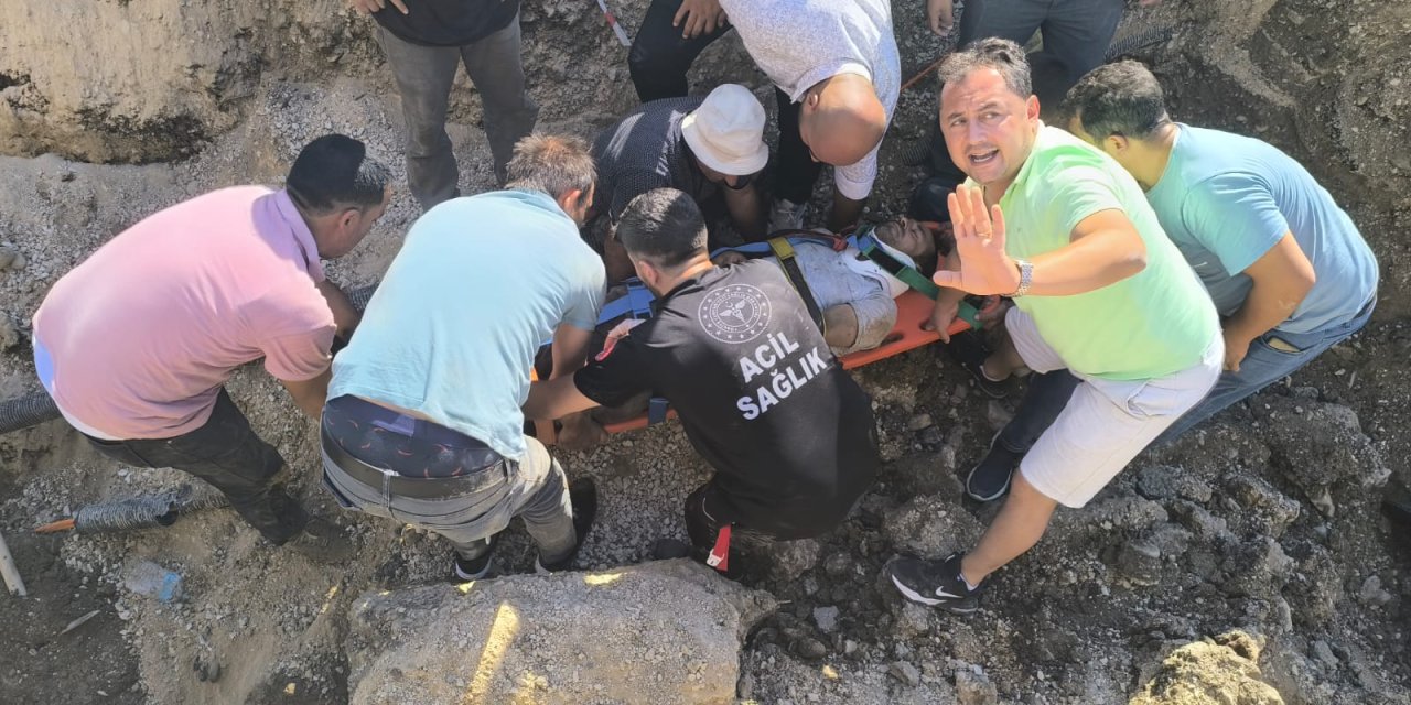 Malatya'da toprak kaydı: Bir işçi ölümden döndü!