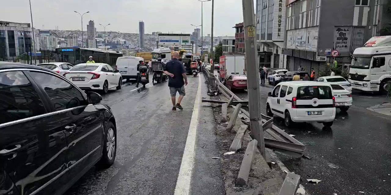 Avcılar'da kaza: Ankara istikameti trafiğe kapatıldı!