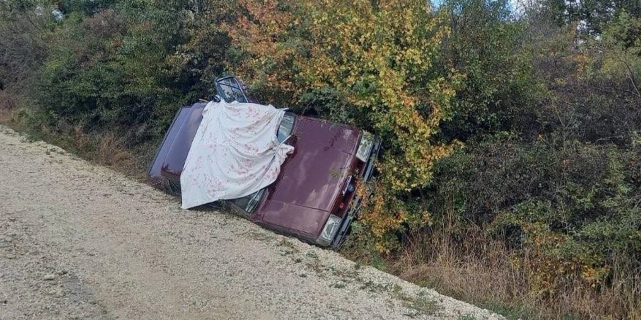 Karabük'te direksiyon başında fenalaşan sürücü öldü