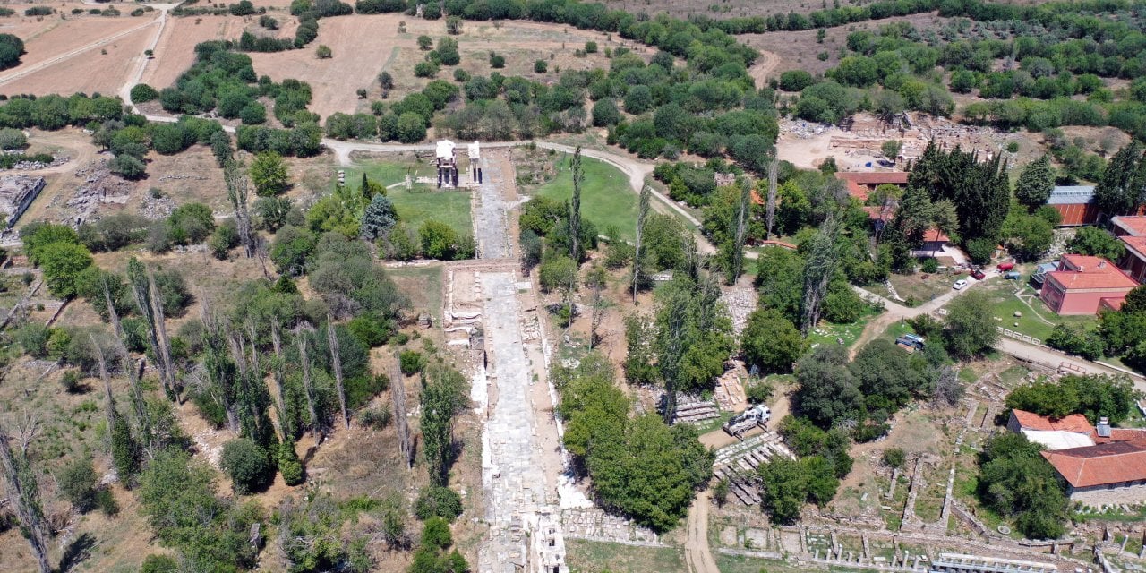 Afrodisias antik kenti'nde heyecan verici arkeolojik keşifler devam ediyor