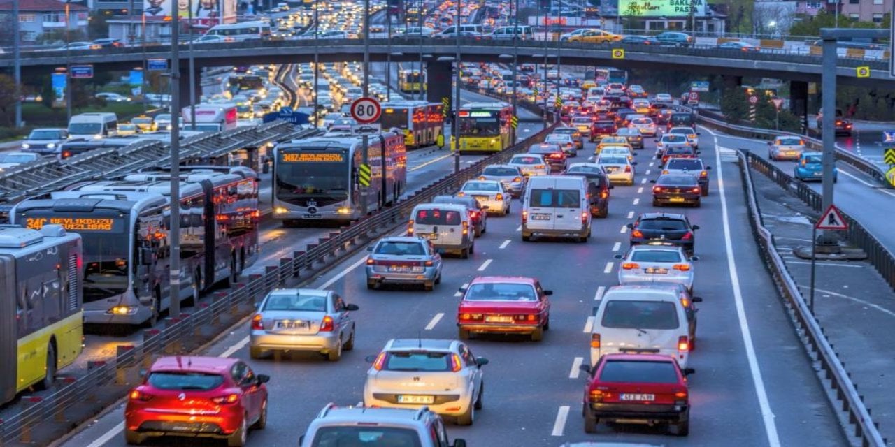 Motorlu taşıtlar yönetmeliğinde beklenmedik hamle! Yetki artık kimde?