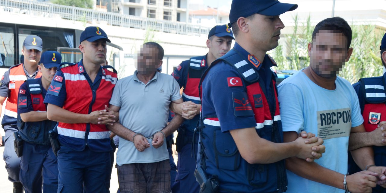 Akraba cinayeti şüphelileri adliyede