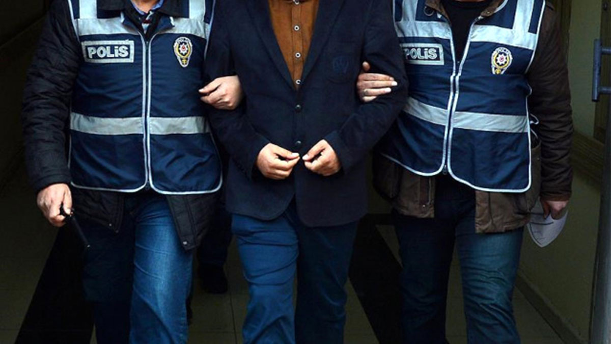 AKP aleyhinde paylaşım yaptı, gözaltına alındı