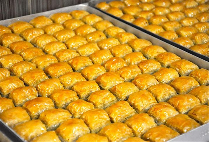 Ünlü baklava markasının sahibi isyan etti: "Baklava pahalı değil bir çayı 50 liraya alıyorum"