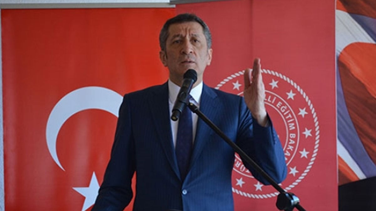 Bakan Selçuk'tan 'ders sayısı' açıklaması!