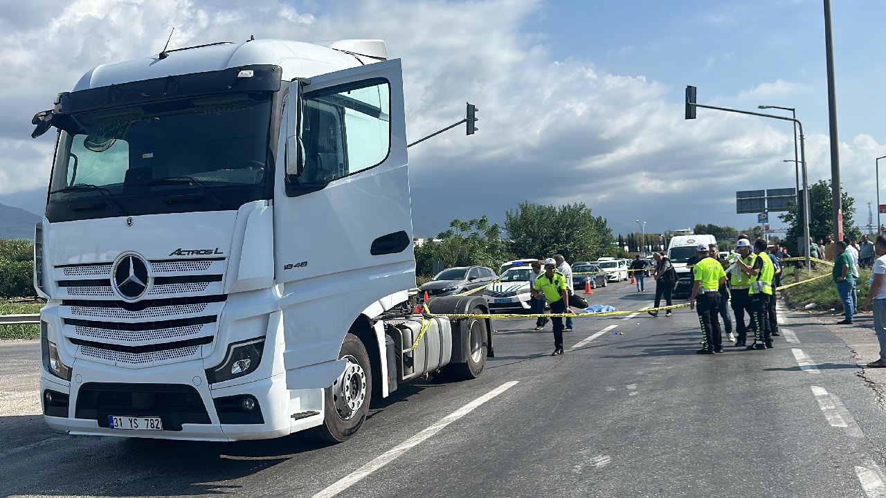 Hatay'da TIR kazası. 4 yaşındaki çocuk öldü