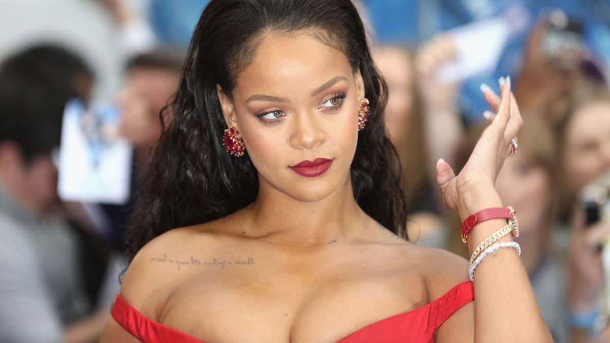 Rihanna hakkında olay iddia: Hamile kaldı