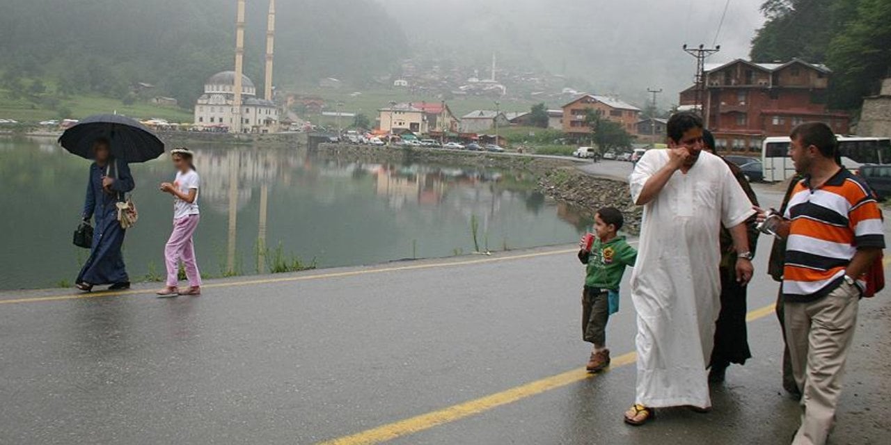 Araplar Trabzon'u terk etmeye başladı