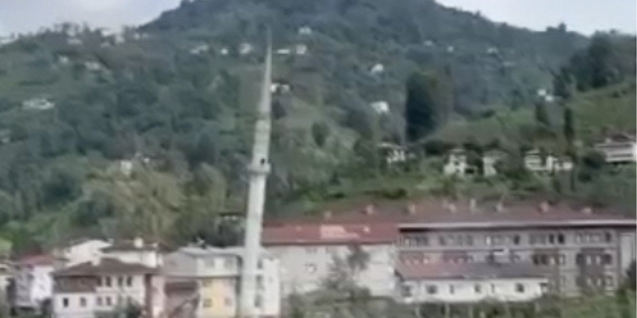 Rize'de minare böyle yıkıldı