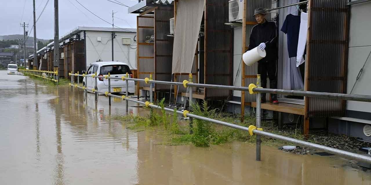 Japonya'da sel felaketi: 6 ölü