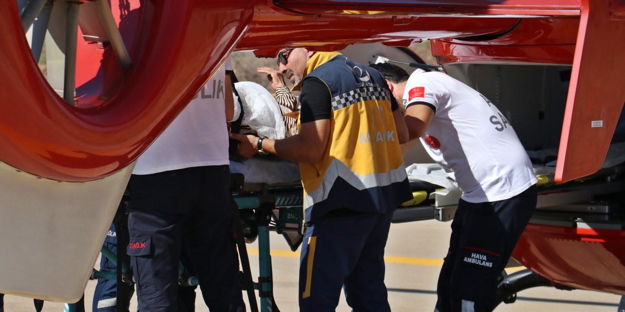 Başına demir düşen kadın ambulans helikopterle hastaneye kaldırıldı