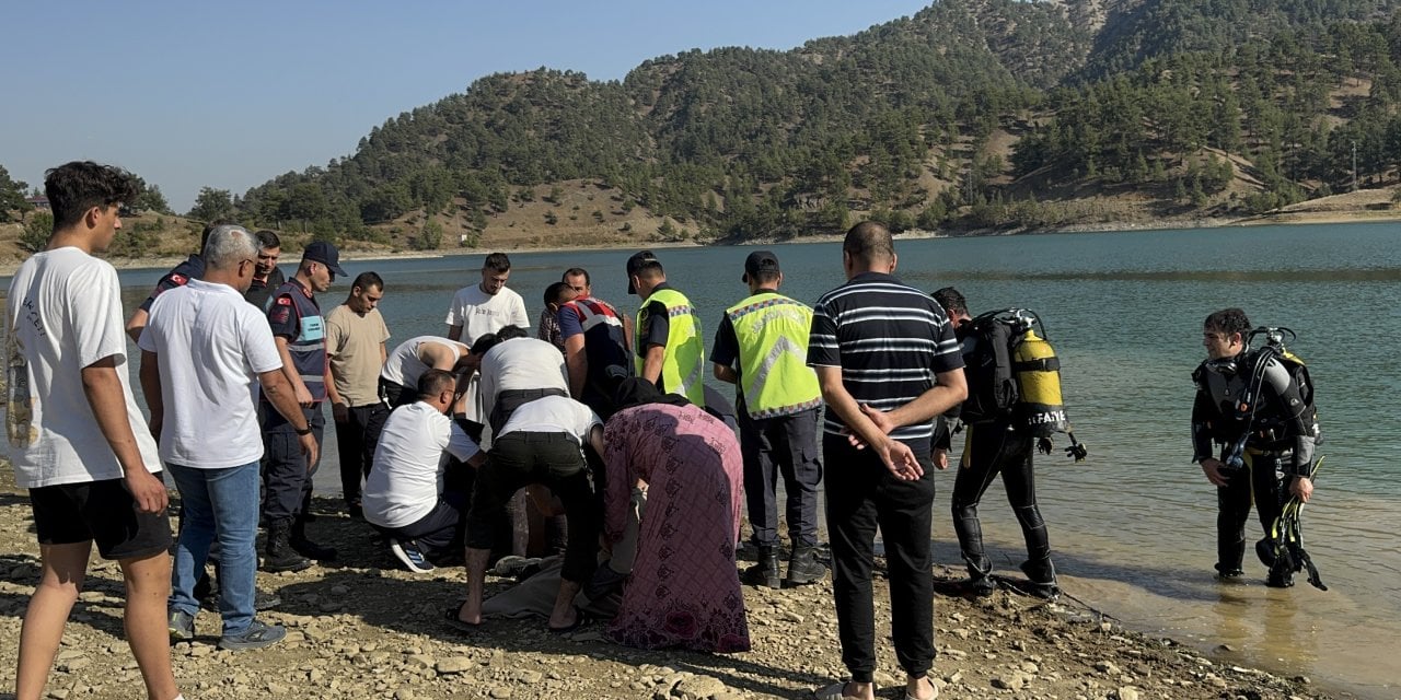 Gölete giren 20 yaşındaki genç boğuldu