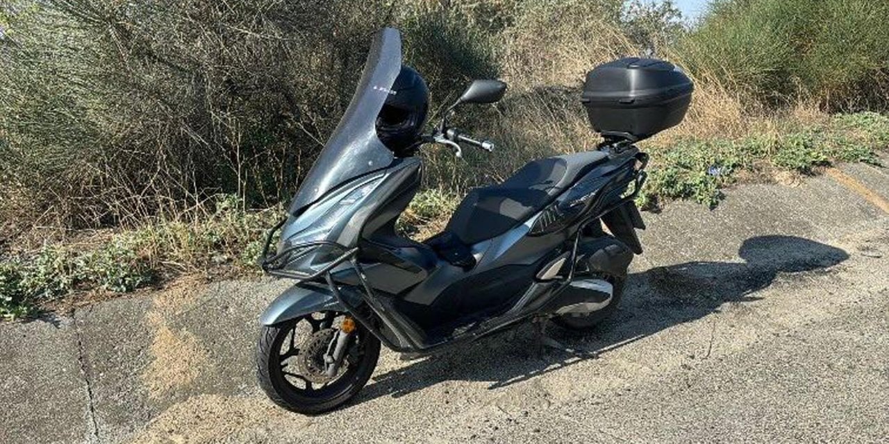 Bariyere çarpan motosiklet sürücüsü üniversiteli öldü