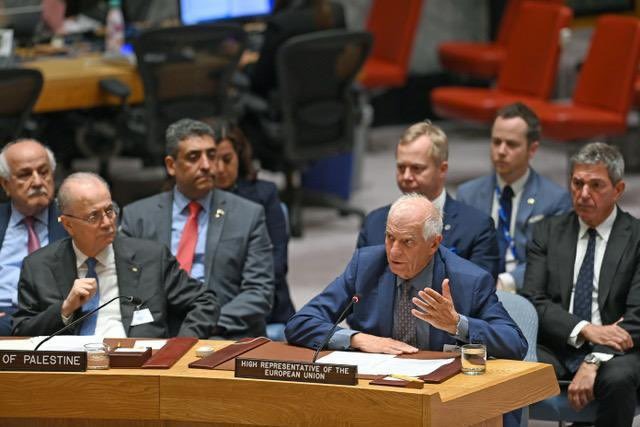 AB: Hizbullah ve İsrail arasında derhal ateşkes sağlanmalıdır