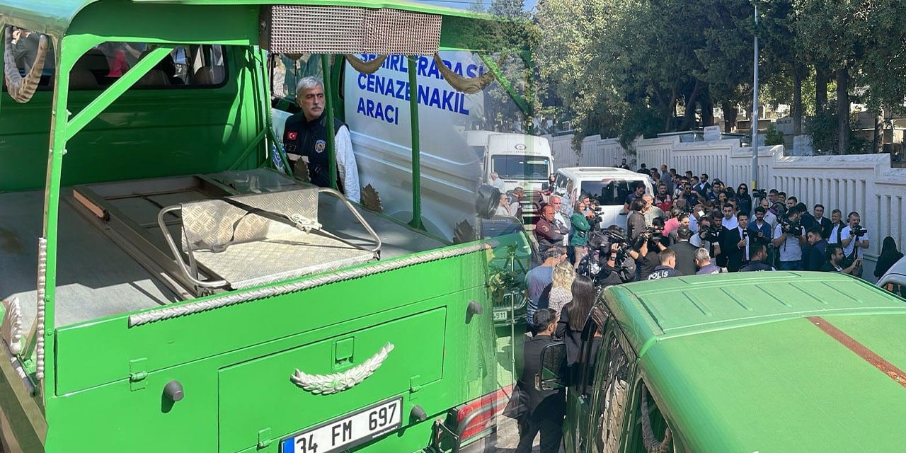 Cem Garipoğlu’nun mezarını kazma işlemi bitti. Adli Tıp’a gönderiliyor