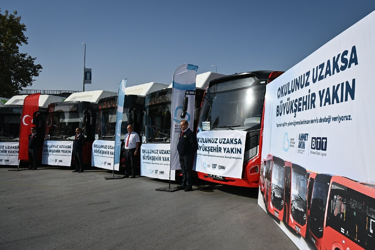 Belediye öğrenciler için ulaşım imkanlarını seferber etti. Ücretsiz taşınacak