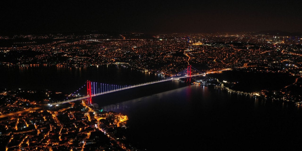 Gece yarısından itibaren İstanbul'un 19 ilçesinde 8 saati bulacak elektrik kesintisi