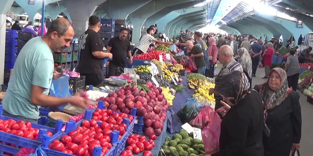 Edirneli pazarcı isyan etti: Fiyatları soran almadan gidiyor