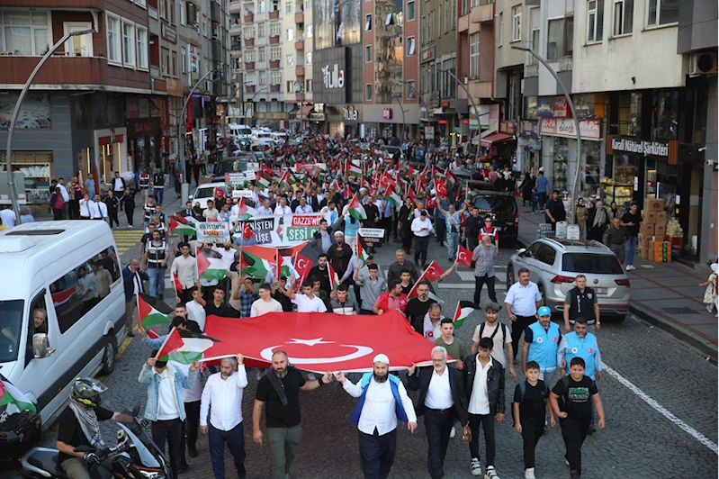 Burger King açılışından sonra Rize'de Filistin'e destek yürüyüşü