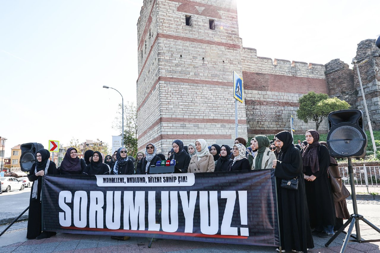 35 Sivil Toplum Kuruluşu'ndan Edirnekapı Surları önünde basın açıklaması