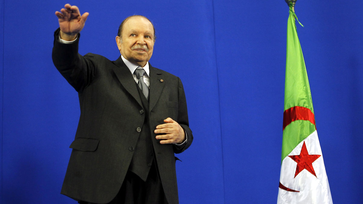 Cezayir Cumhurbaşkanı Buteflika istifa etti