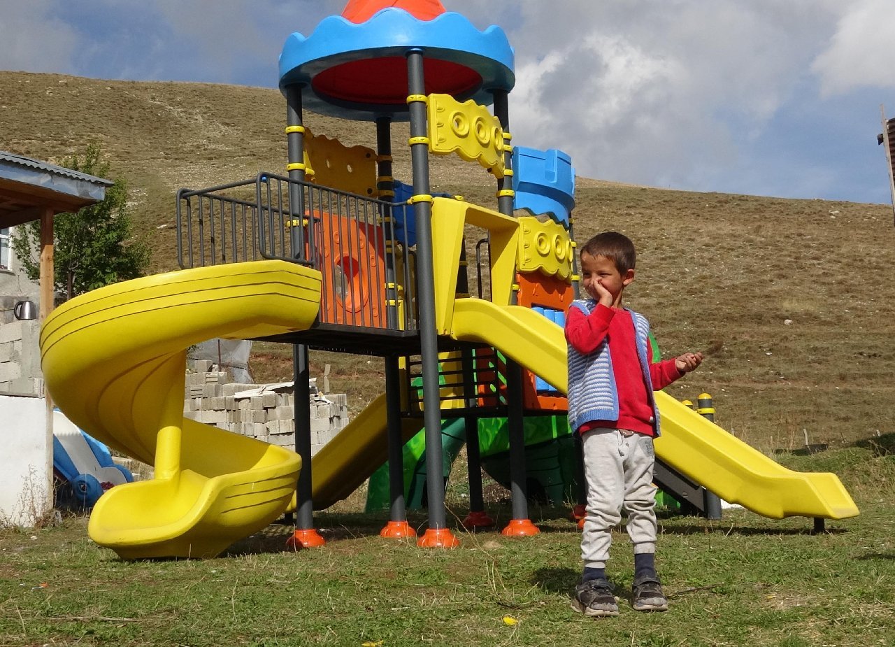 Belediye otizmli Mahir'in yüzünü güldürdü. Özel park inşa edildi