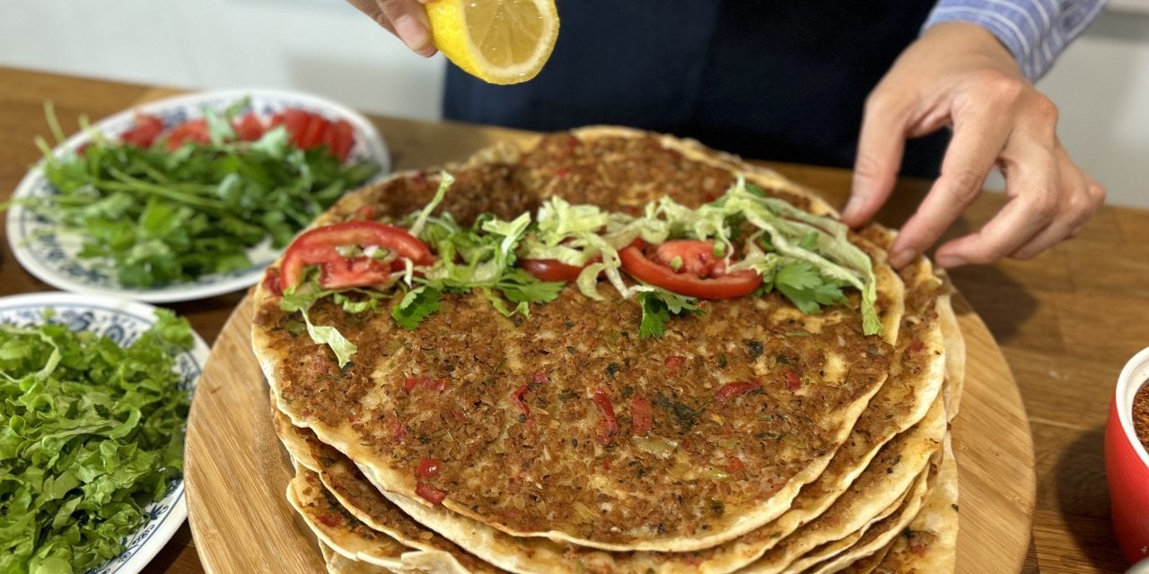 Kebap ve köfteden sonra şimdi de lahmacun skandalı! Ağzınızın tadı bozulacak