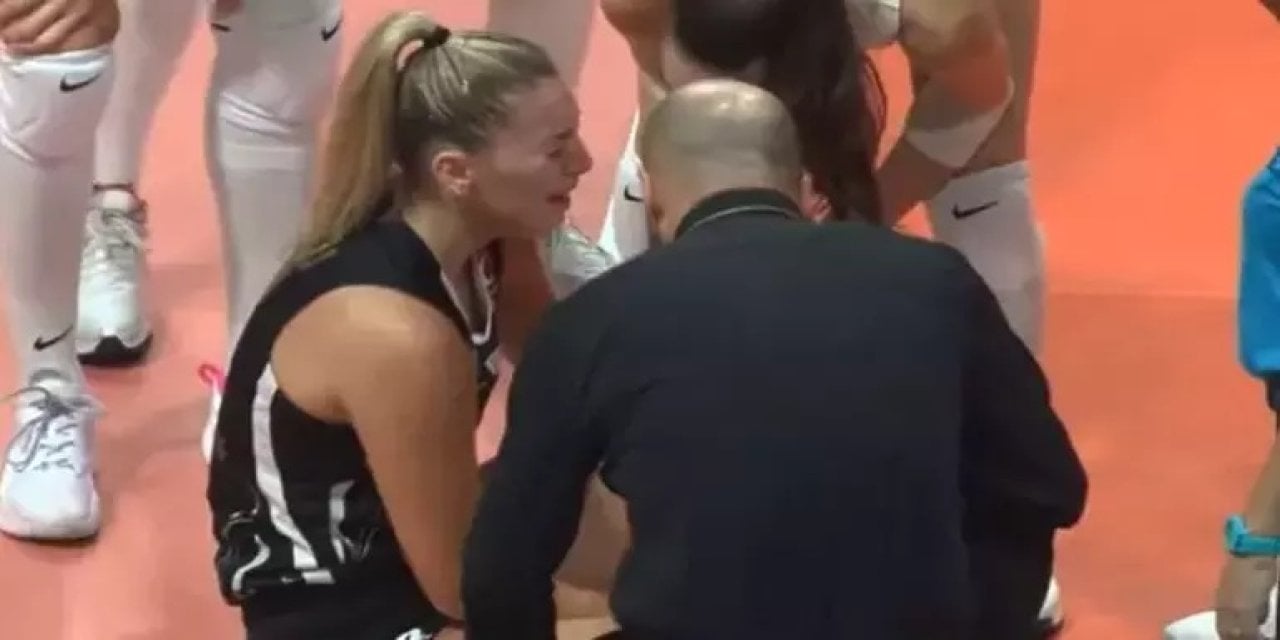 VakıfBank'ta Cansu Özbay ve Derya şoku. Ağlaya ağlaya çıktılar