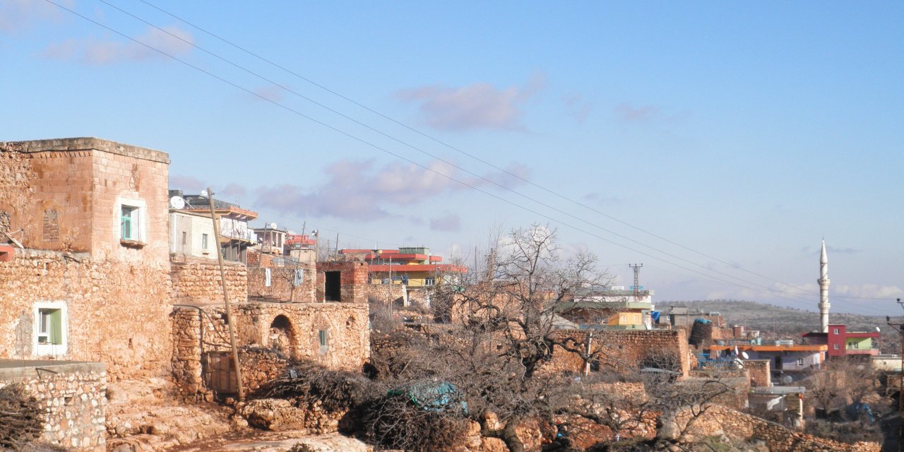 15 yaşındaki çocuk damdan düşerek hayatını kaybetti