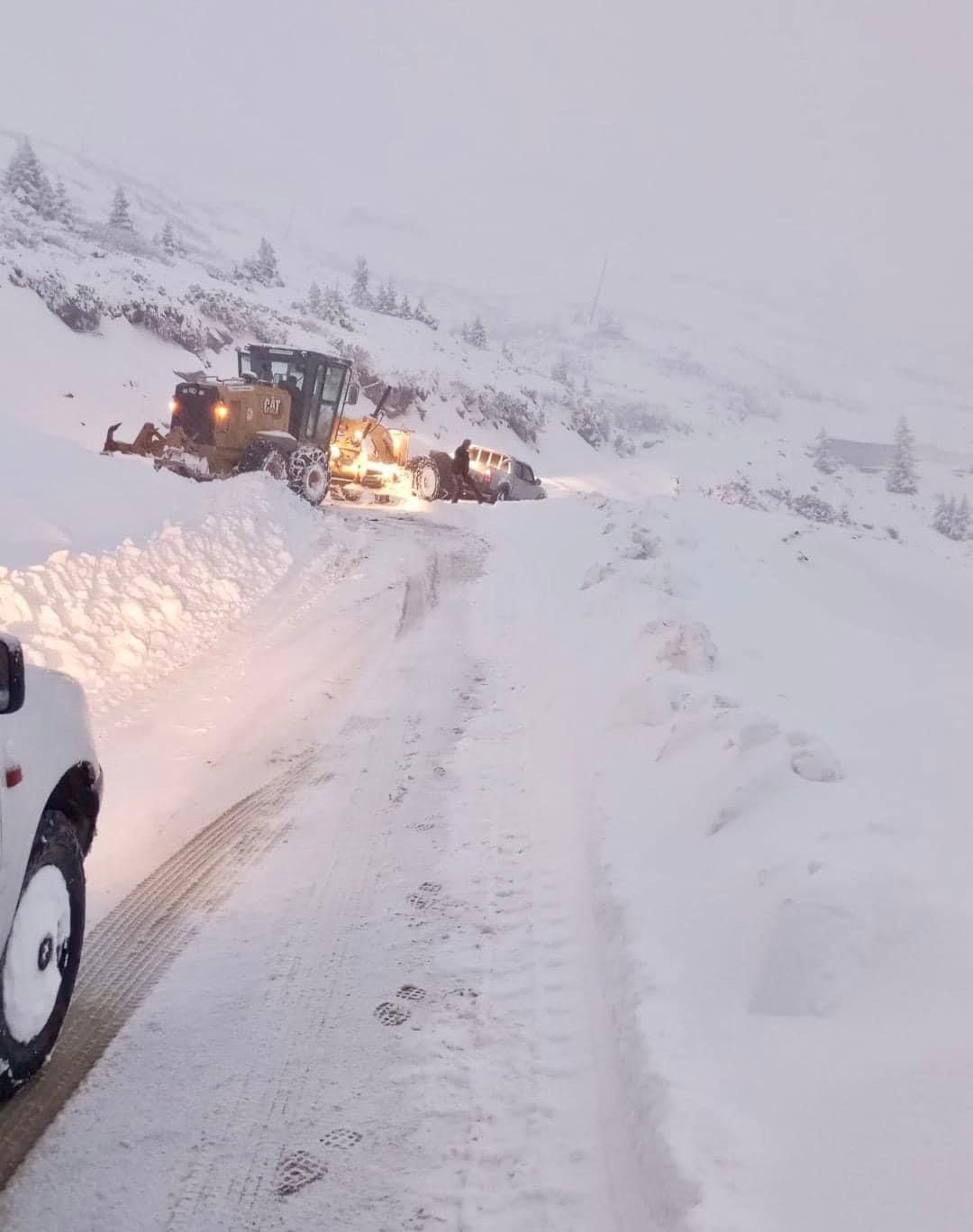 Kar nedeniyle yaylada mahsur kalan 5 kişi kurtarıldı