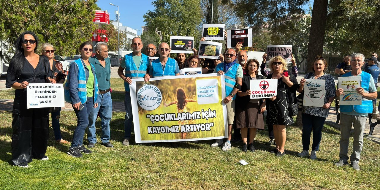 İzmir'de taciz protestosu