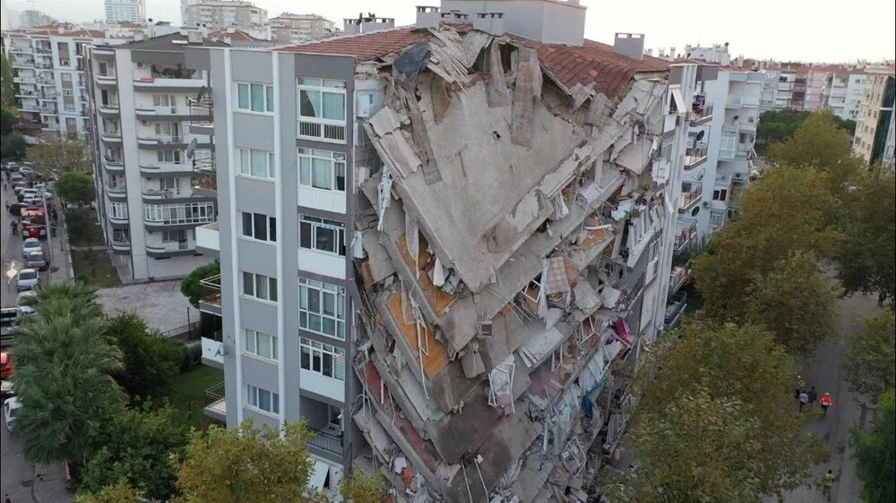 İzmir depreminin üstünden dört yıl geçti. Ekonomi kentsel dönüşüme ket vuruyor