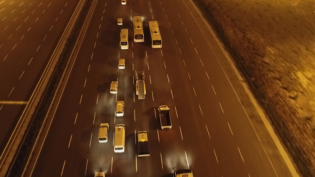 Bir dönem böyle kapandı! 'Büyük Göç' trafik yoğunluğu oluşturdu