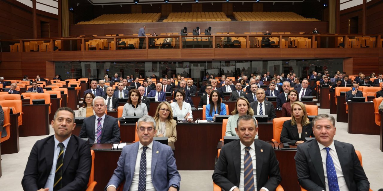 CHP yoğun gündemi milletvekili kampında değerlendirecek