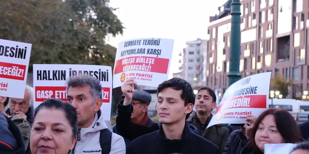 Eskişehir’de Ahmet Özer'e destek yürüyüşü