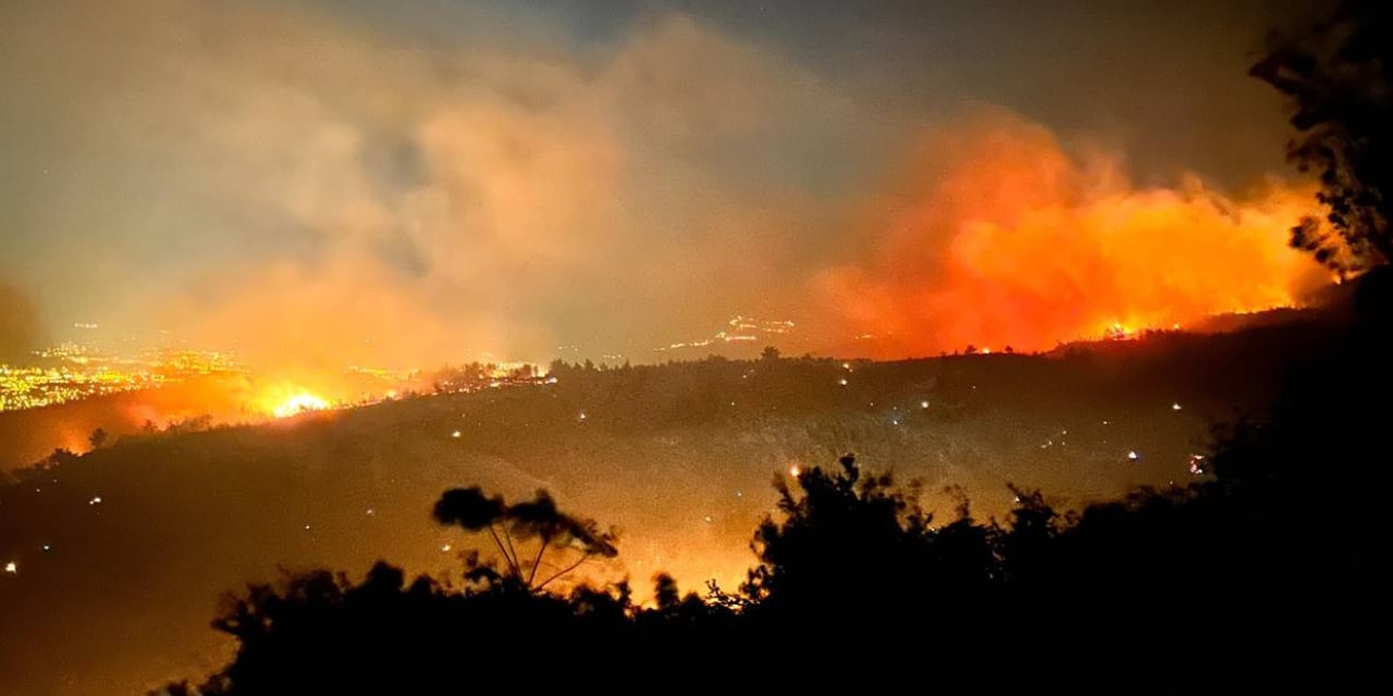 Hatay'da çıkan yangın söndürülemiyor