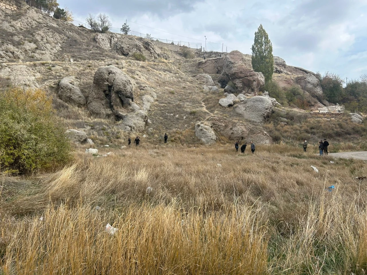 Tarlada parçalanmış bebek cesedi bulundu