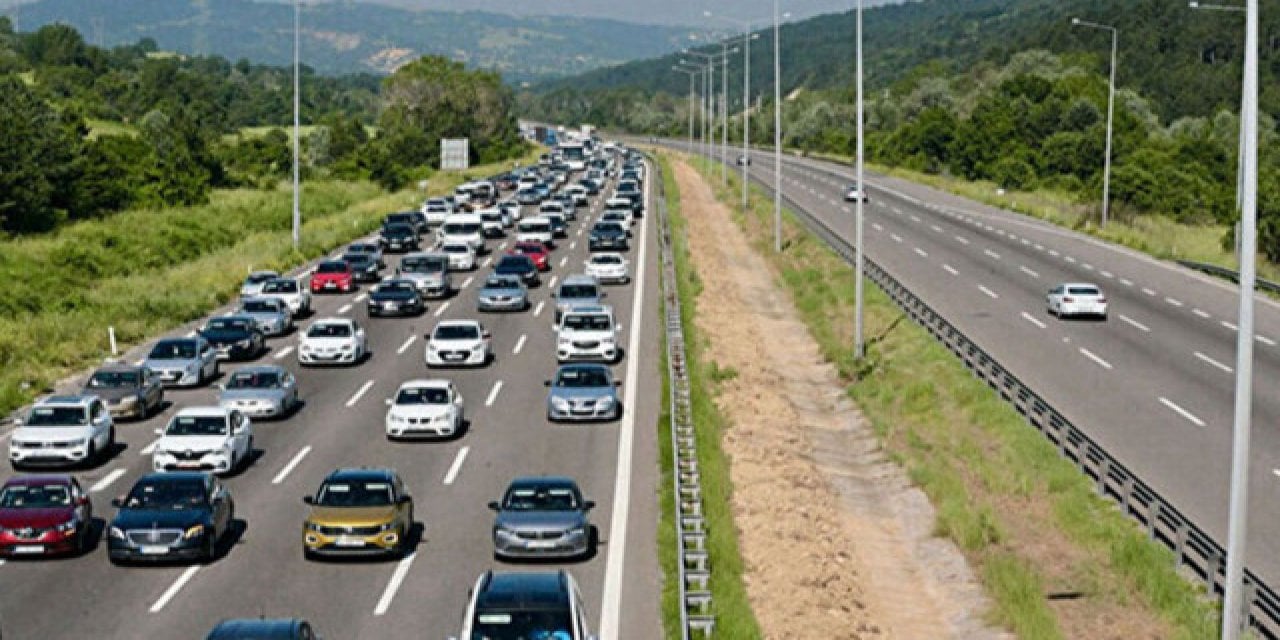 Yola çıkacaklar dikkat! Karayolları yol çalışmalarını duyurdu