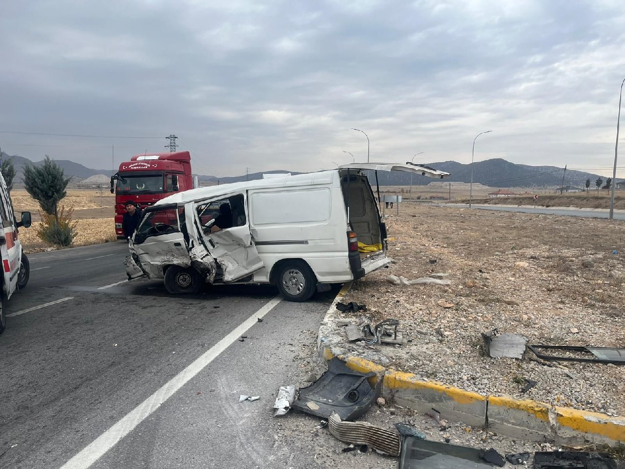Afyonkarahisar'da kaza: 6 yaralı