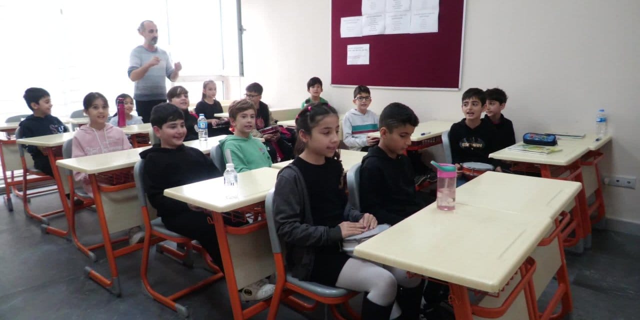 Esenyurt Belediyesi’nin “Düşle Yap Atölyeleri” ara tatilde kapılarını açtı