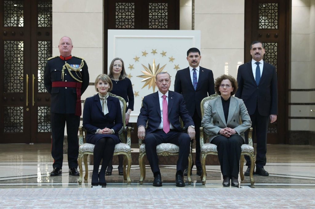 İngiliz Büyükelçi Kayseri'de Türkiye Galler maçını izleyecek