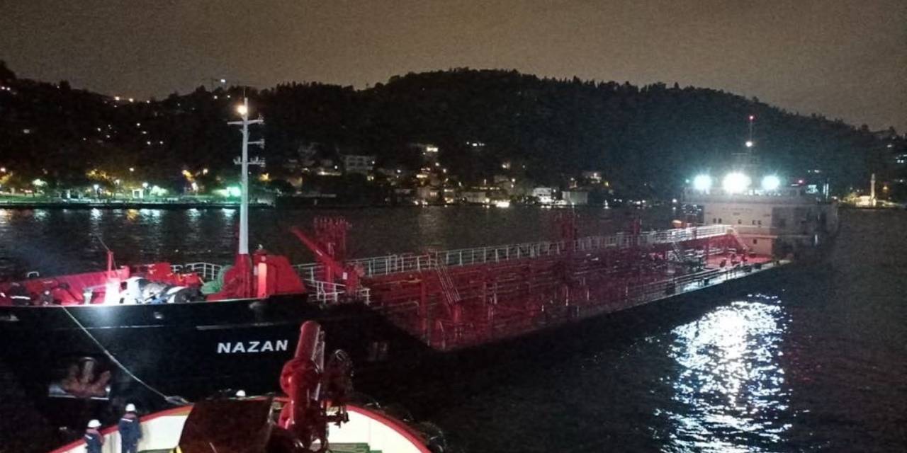 İstanbul boğazı gemi trafiğine kapatıldı!