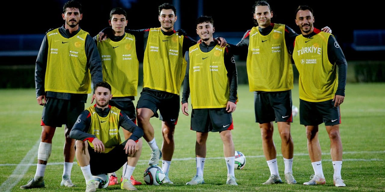 Milli Takım'da Karadağ mesaisi. Hakan Çalhanoğlu detayı