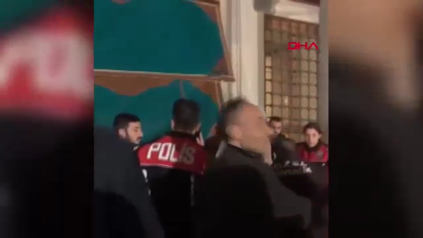 Fatih Camii'nde imama bıçakla saldırdı. 22 yıl 9 ay hapis cezası aldı