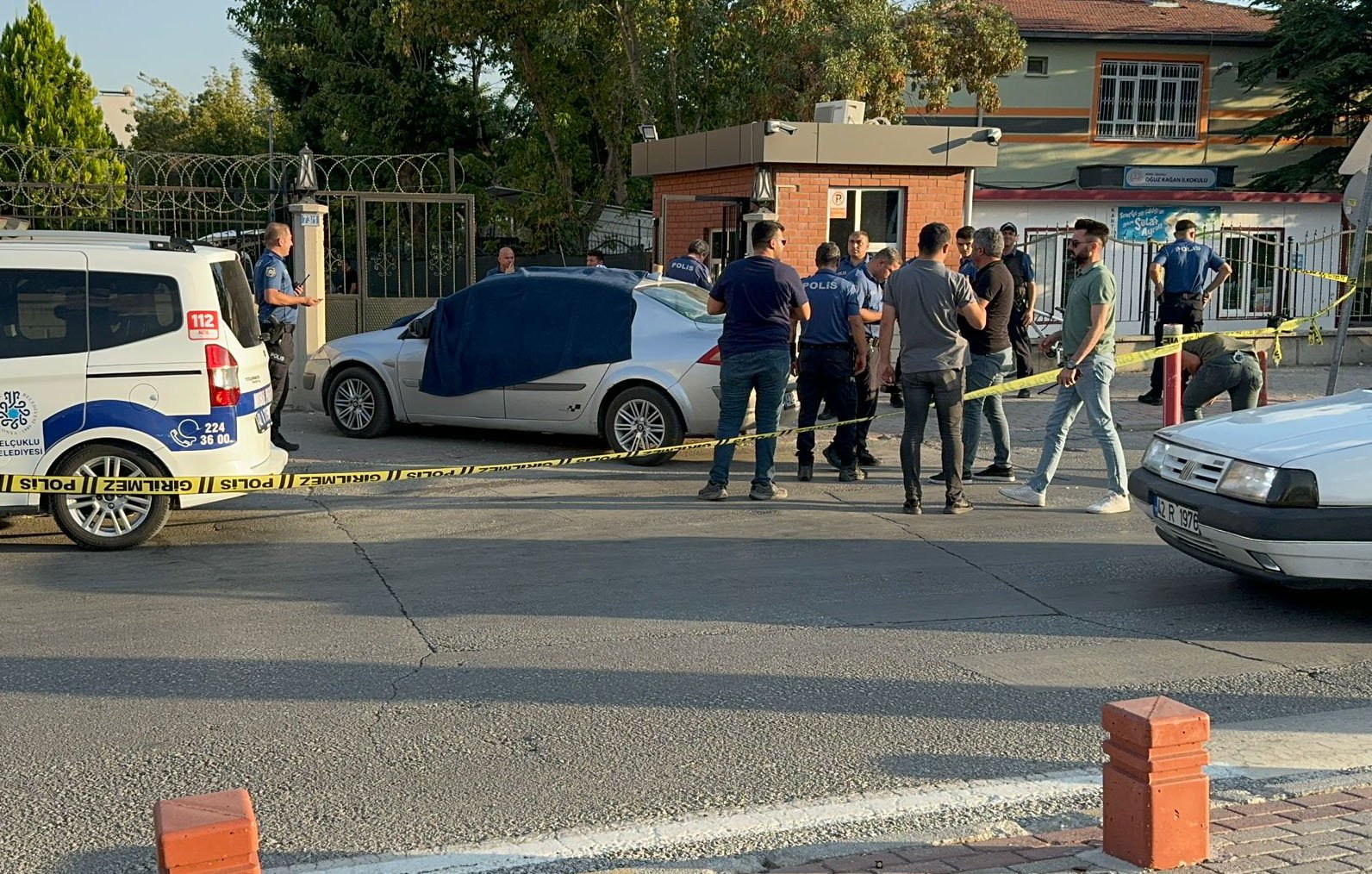 Boşanma davası açtığı eşini 30 yerinden bıçakladı