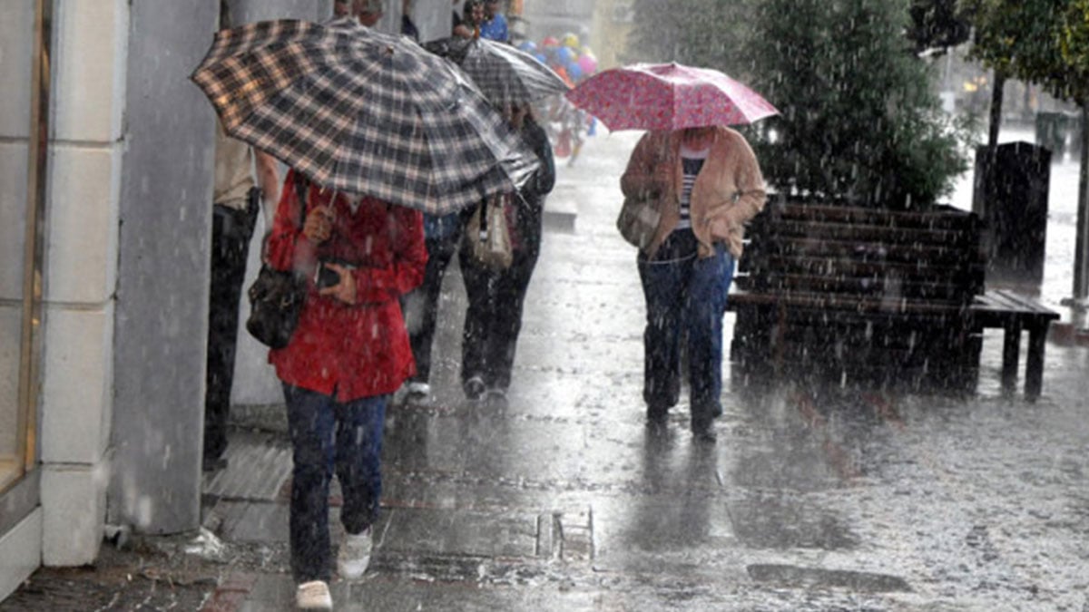 Meteoroloji yağış için saat verdi