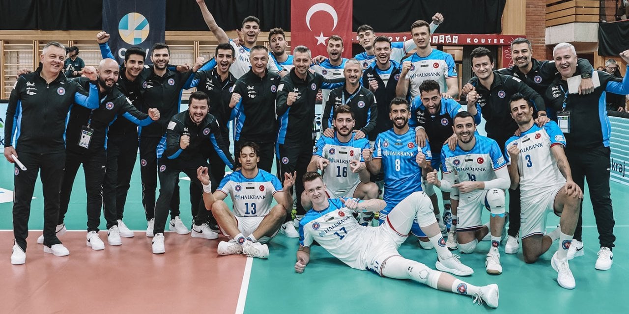 Halkbank'tan kritik zafer: Jihostroj karşısında 3-1