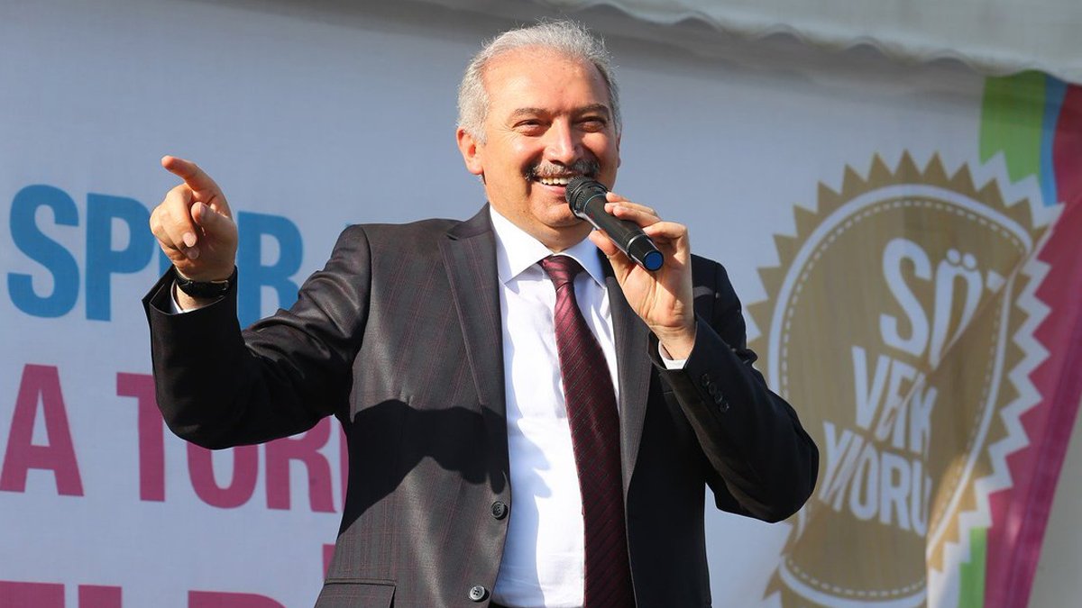 Soyadına bakarak AKP'li arayan Mevlüt Uysal'ın şok geçmişi ortaya çıktı