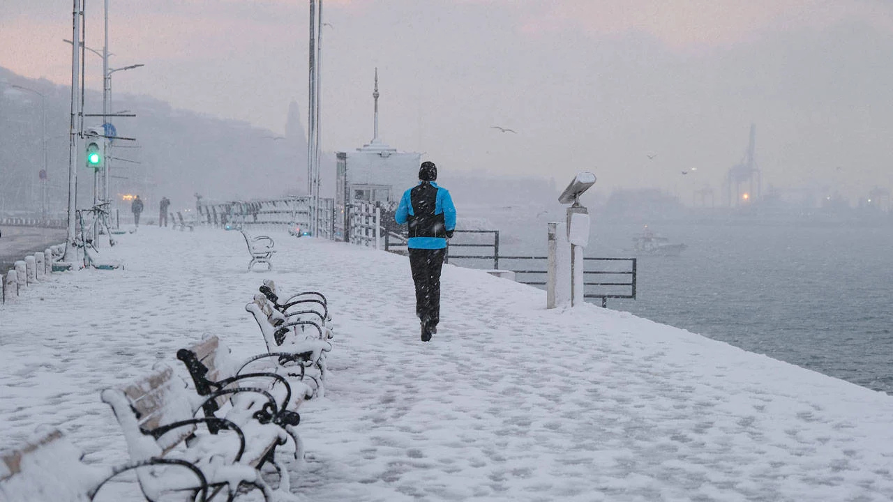 İstanbul'a kar yağacak günü valilik açıkladı